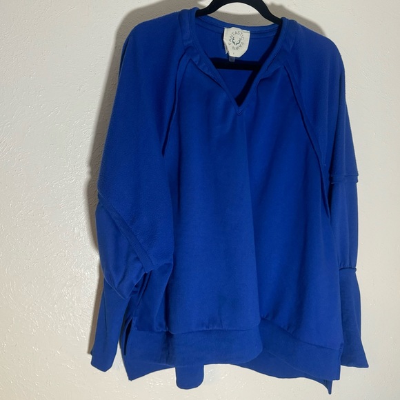 Fantastic Fawn Super Cozy Cobalt Dolman Sweater - Picture 1 of 6